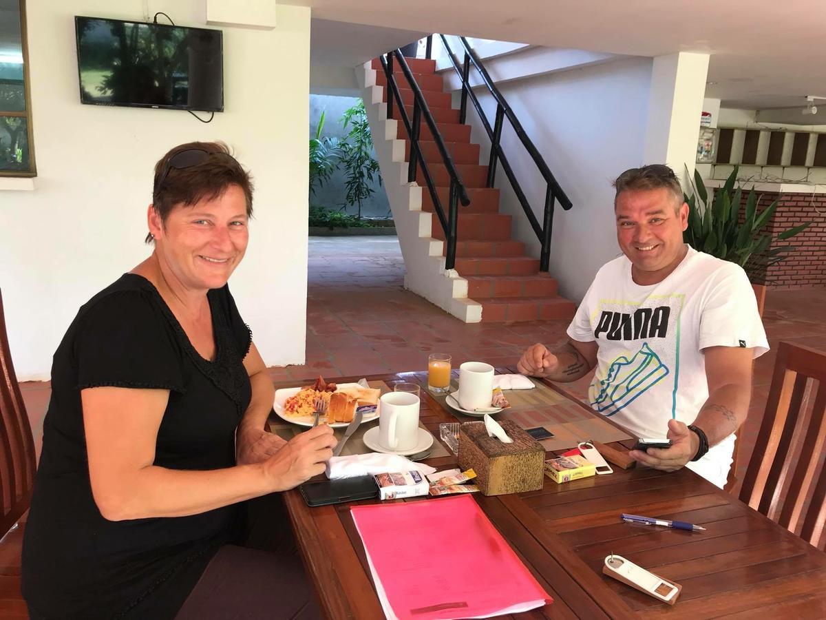 Bamboo Garden Boutique Hotel Сием Реап Стая снимка